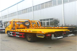 湘东区附近拖车救援搭电