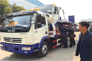 湘东区汽车道路救援拖车价格